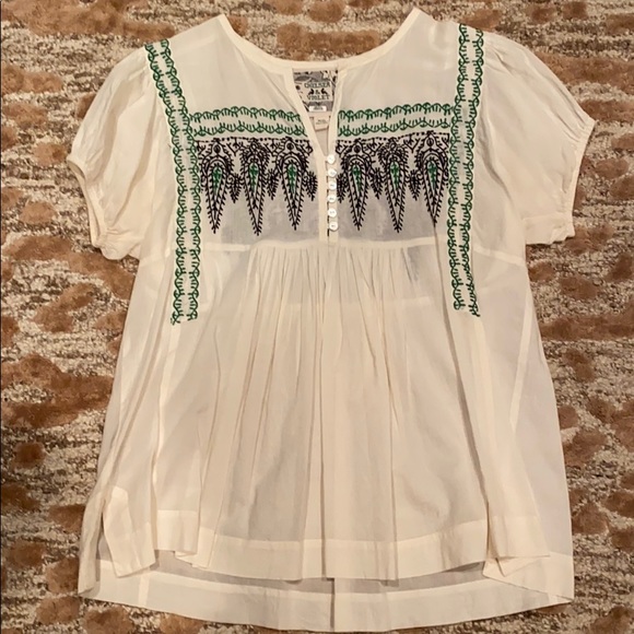 Chelsea & Violet Tops - Chelsea & Violet Embroidered Top- XS EEUC